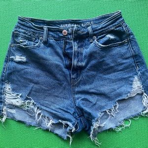 American Eagle - Mom style stretch shorts